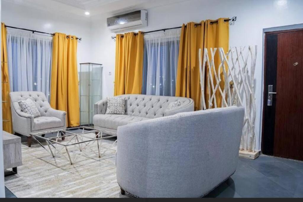 Cozy Penthouse ,Accra Ghana Owuraman Екстер'єр фото